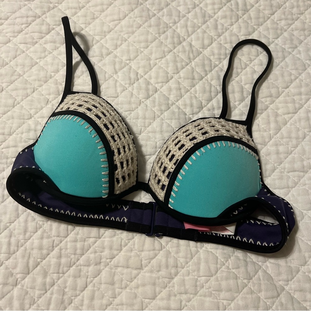 Victoria’s Secret Bikini Top